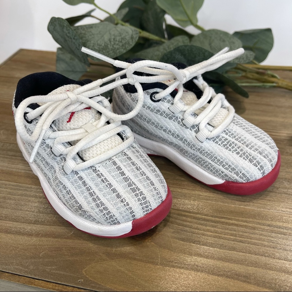 Size 5 Air Jordan Athletic Sneakers Toddler Shoes